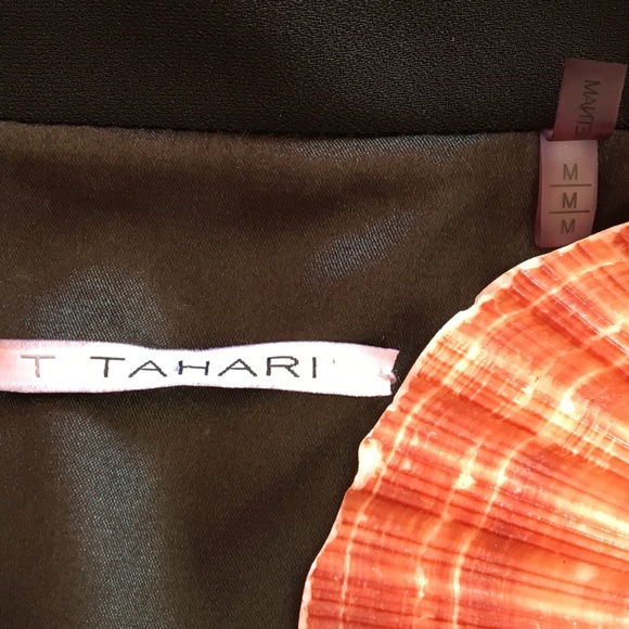 Tahari Black Blazer Size Medium - Picture 6 of 11